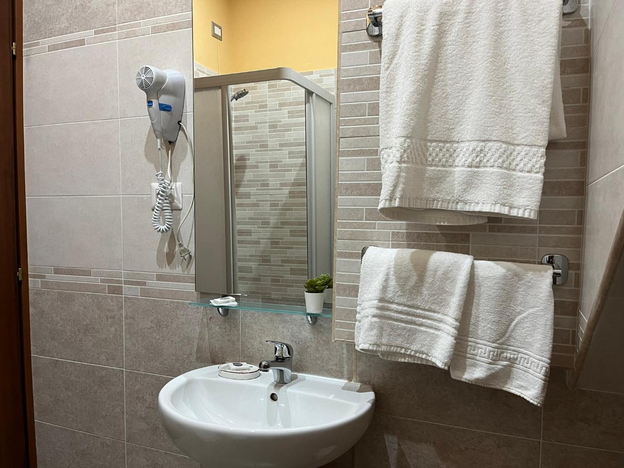 Bed and Breakfast Le Ganze Ceprano Zewnętrze zdjęcie